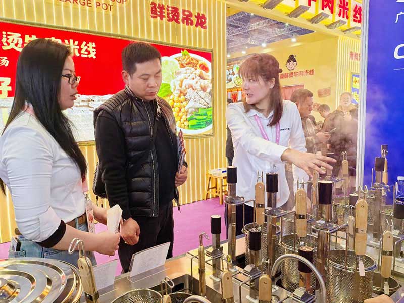 驰能自动煮面炉展位
