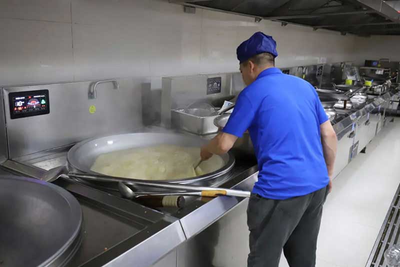 食堂厨房气改电