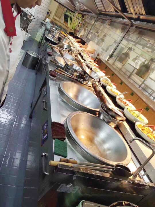 食堂大锅灶快速出餐